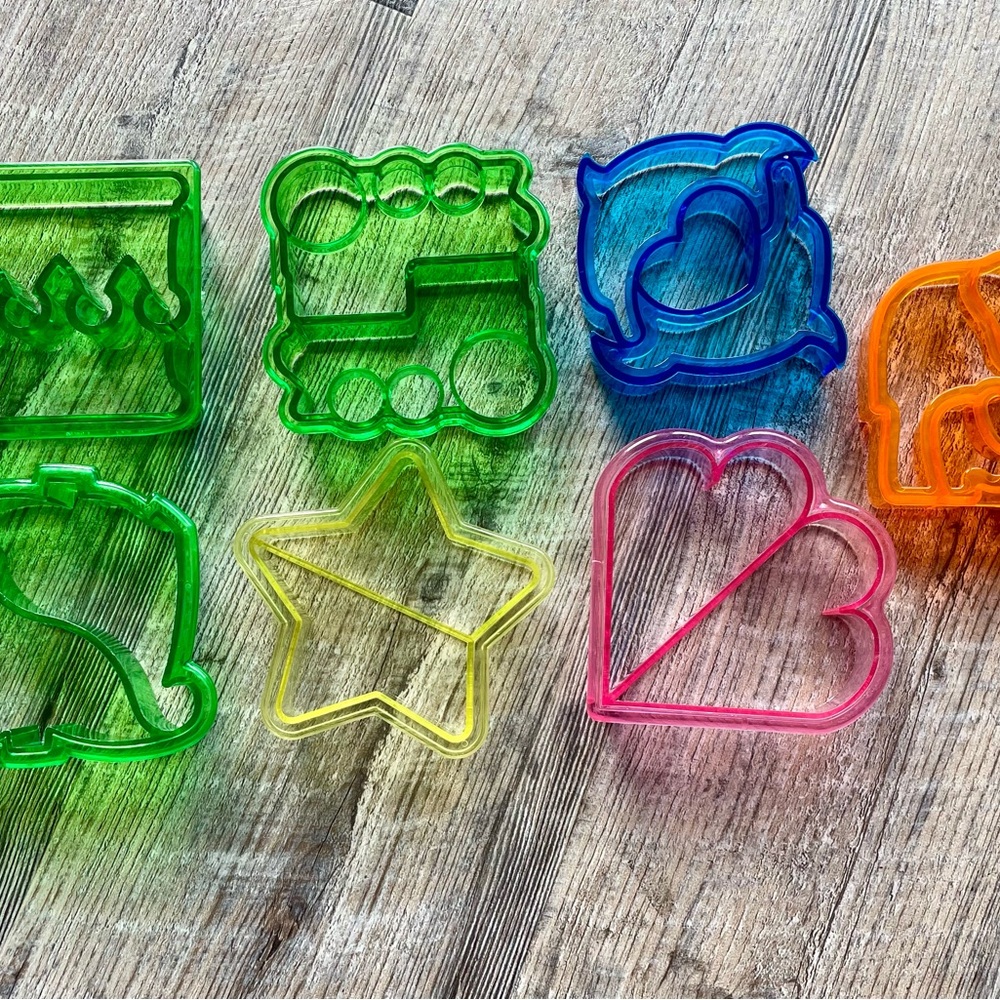 Colorful Sandwich or Cookie Cutter Set of 7 for Kids